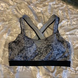 🚚MOVING SALE MUST GO adidas sports bra